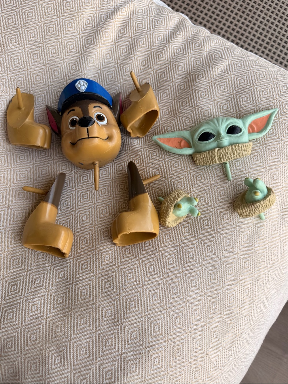 Paw patrol & baby yoda pumpkin push ins